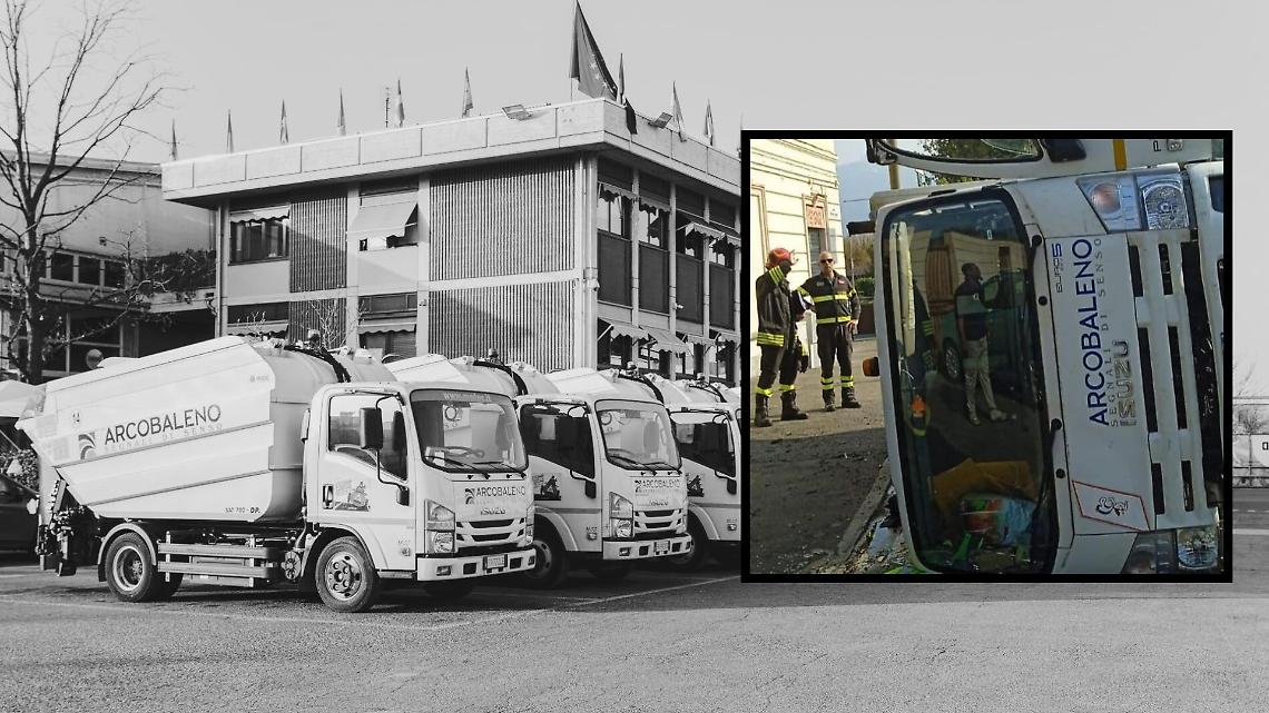 Torino, incidente per la Cooperativa Arcobaleno: compattatore ribaltato in via Bologna