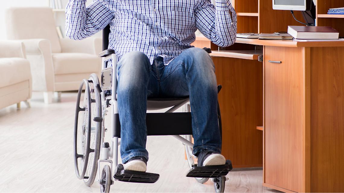 Privacy violata a scuola: pubblicato per errore il piano educativo di un alunno disabile
