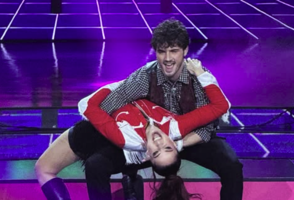 Ballando con le Stelle, Delogu in lacrime per l'ex. Ma poi si scatena ballando con il chivassese Nikita Perotti