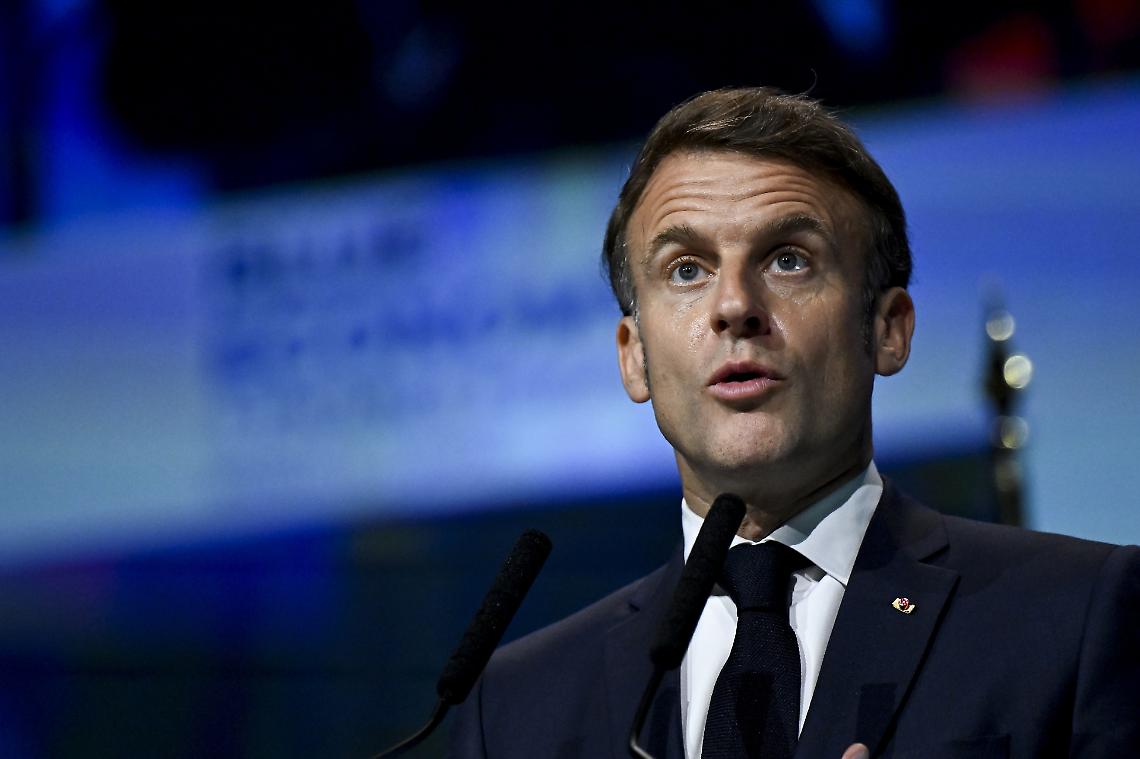 La République si riposa: in Francia la riforma delle pensioni va in vacanza