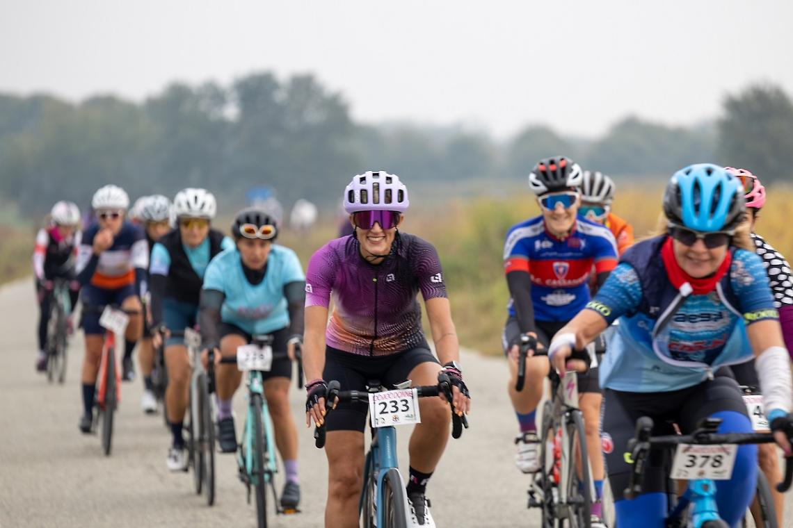 Dal sorriso di Flavia alla forza di 460 donne: il Canavese corre con il cuore di “100x100 Donne”