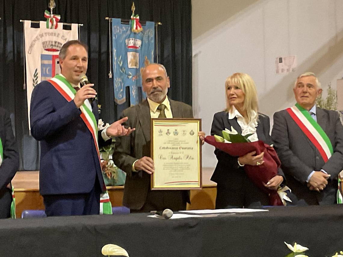 Agliè, cittadinanza onoraria ad Angelo Pilia: la comunità applaude il suo comandante