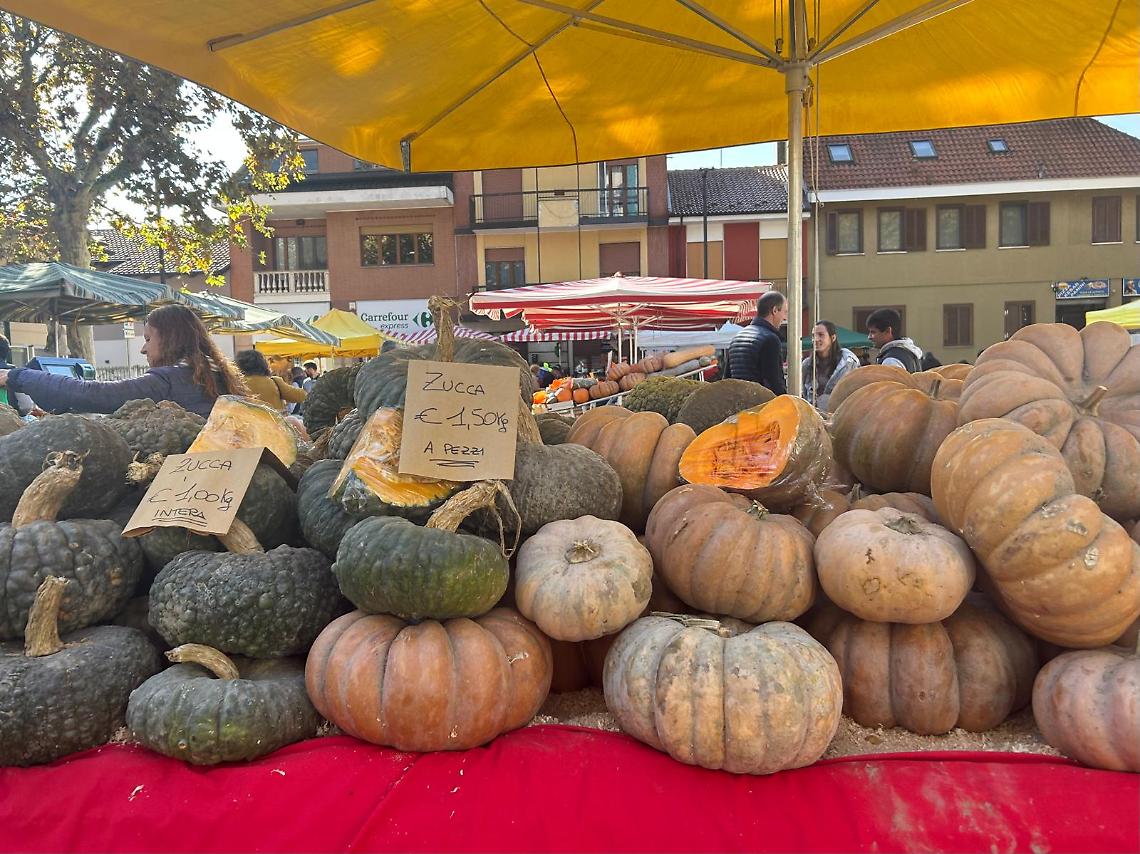 Brandizzo si tinge d’arancio: la 28esima Sagra della Zucca abbraccia tradizione, gusto e comunità