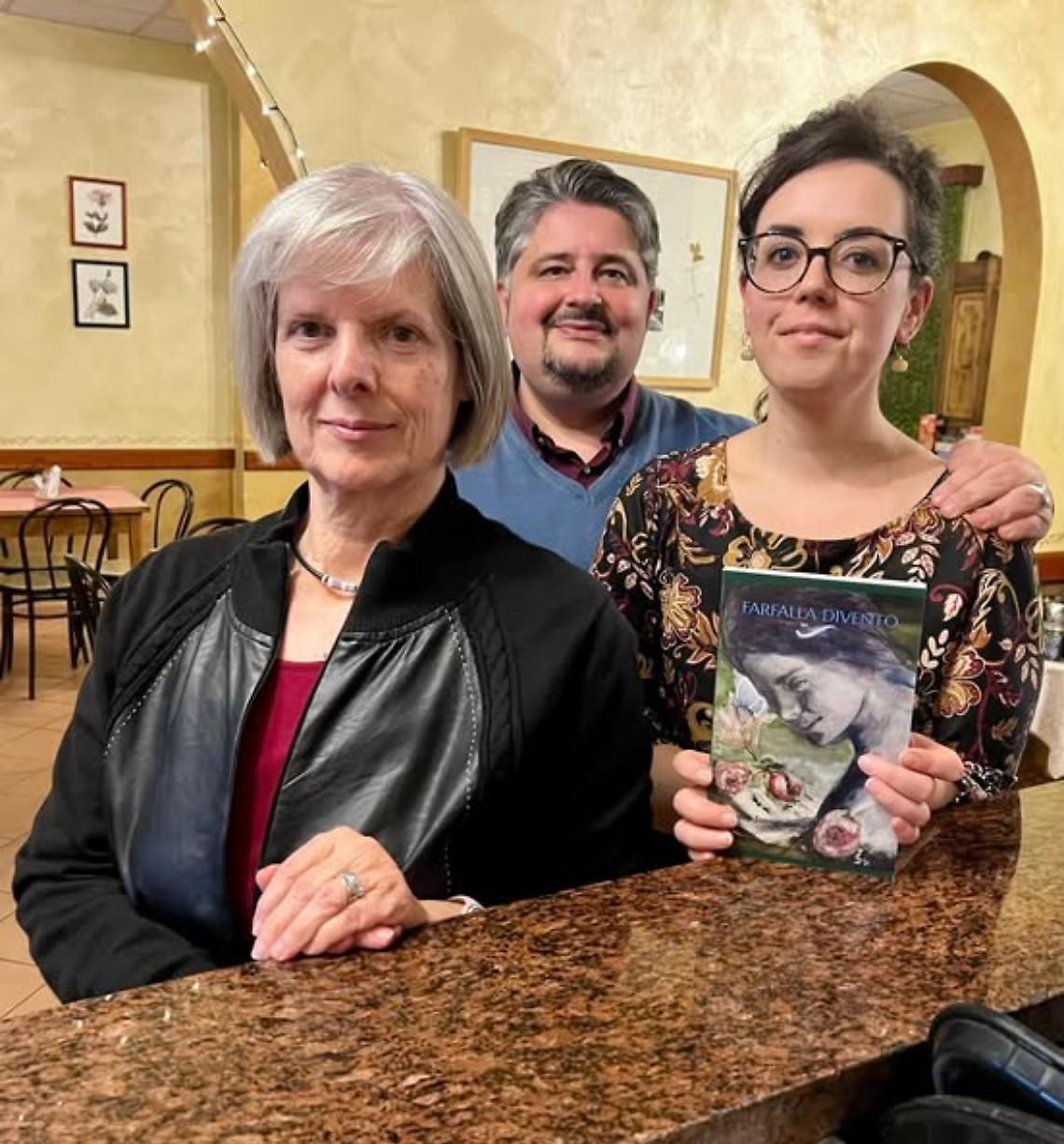 La metamorfosi di Franca Santagiuliana conquista i Caffè Culturali di Viù