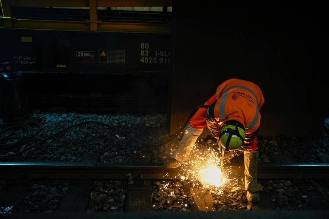 Manovra 2026, meno soldi per strade e metropolitane: dove finiranno le risorse