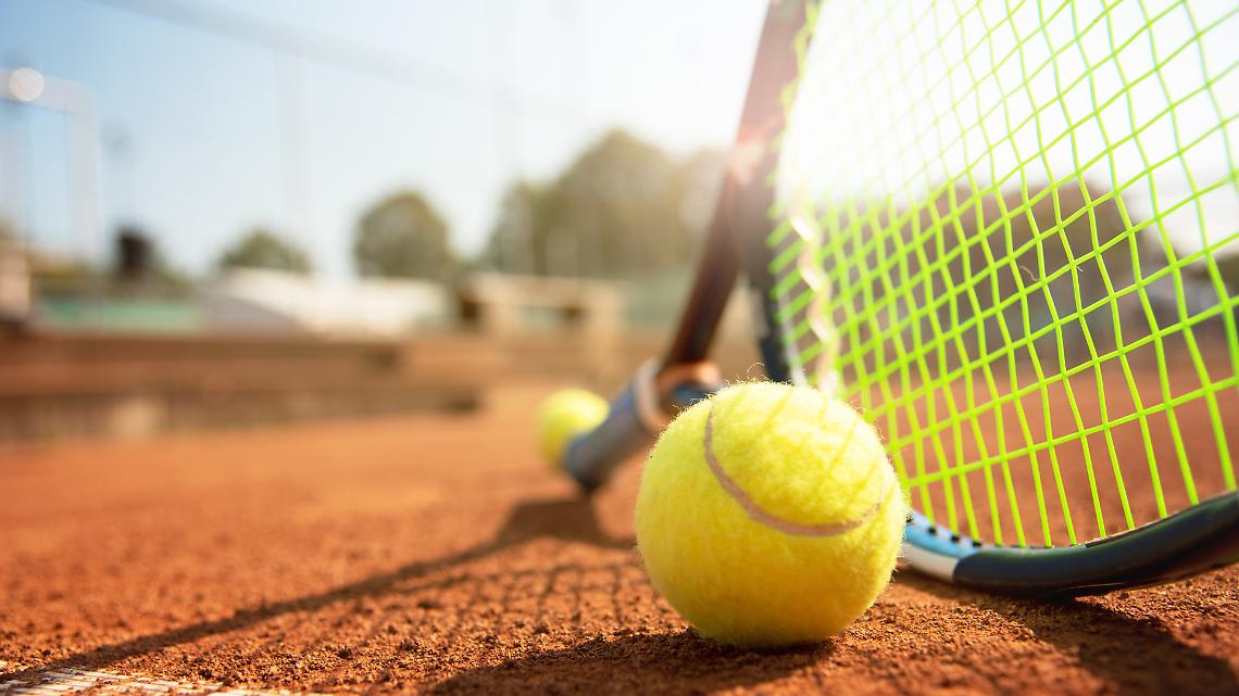 Borgaro, condanna ridotta al coach accusato di maltrattamenti su una giovane promessa del tennis