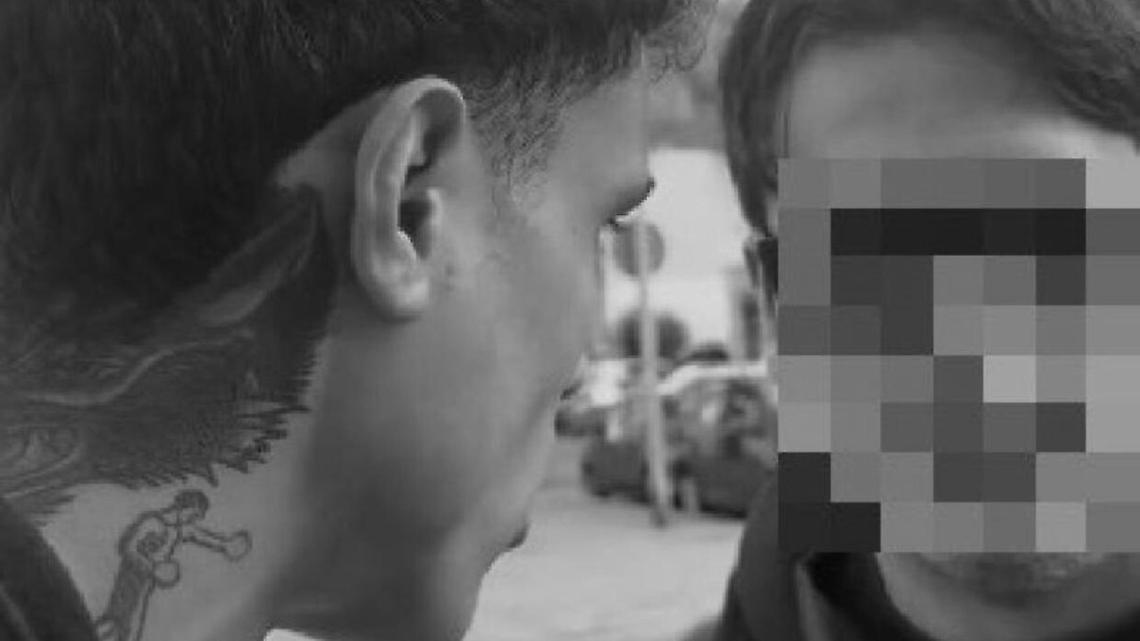 Giustizia fai-da-te sui social: a Torino il “re dei maranza” filma un padre e la figlia