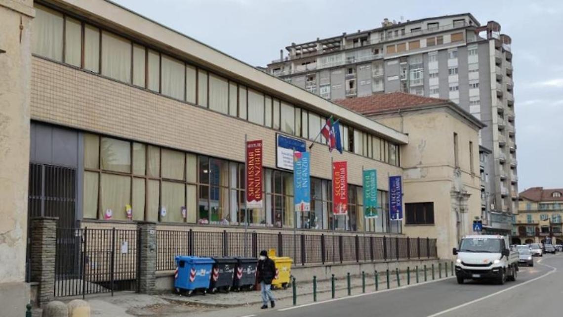Istituto Santissima Annunziata, cambio di gestione: arriva Coros Scuole. E ci sono i primi tagli di personale
