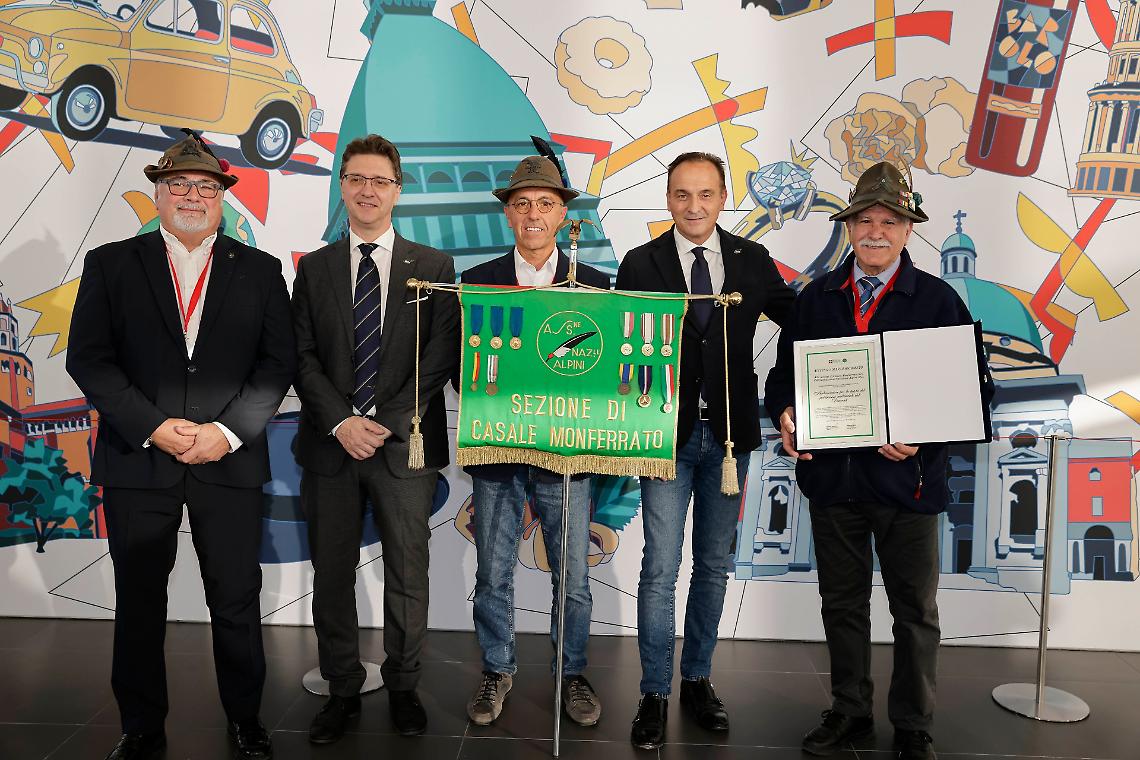 Gli Alpini piemontesi nominati “Ambasciatori dell’Ambiente” dalla Regione: “Custodi del territorio e dei suoi valori”