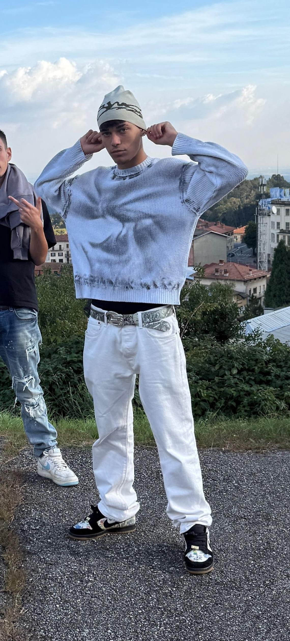 “Lifestyle”, il debutto di Desteh: un giovane talento che canta autenticità e sogni