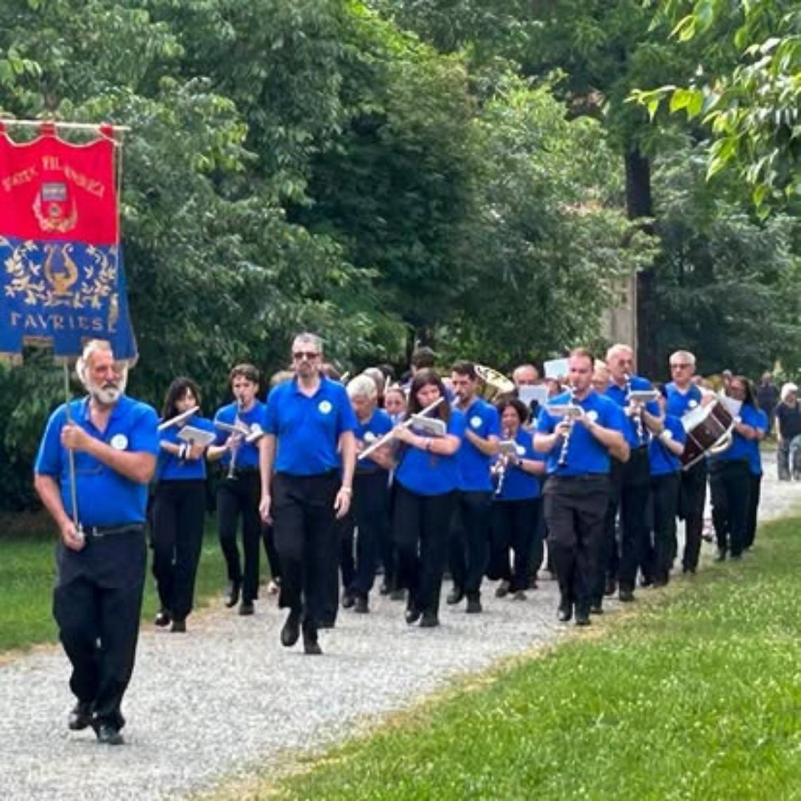 La musica che fa vibrare i cuori: la Filarmonica Favriese celebra Santa Cecilia