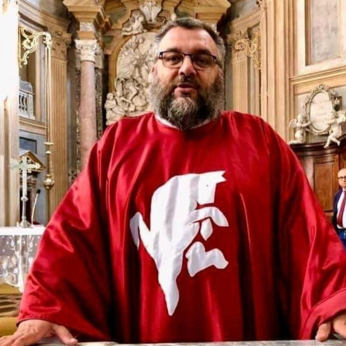 Leini e Mappano col fiato sospeso per Don Robella: il parroco granata lotta tra la vita e la morte. Domani una veglia di preghiera