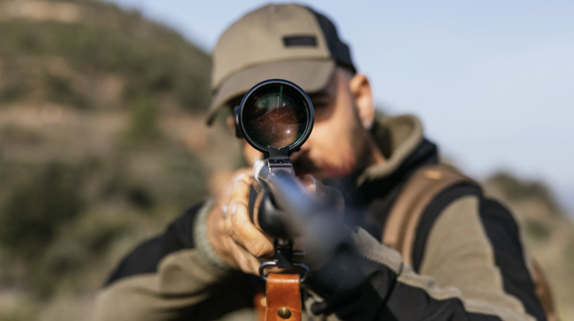 Ombre su Sarajevo, la Procura di Milano accelera: al via le audizioni sui “cecchini del weekend”