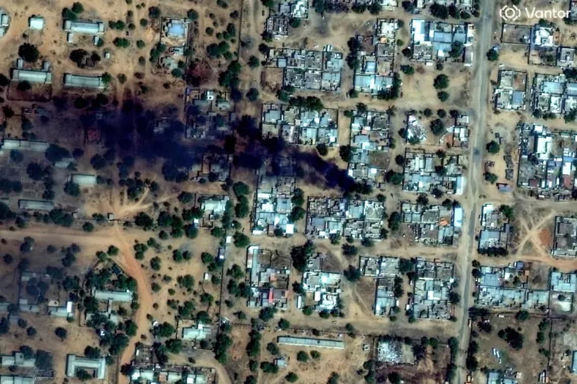 Bruciano i morti per cancellare il genocidio: Al-Fashir è diventata un forno di corpi