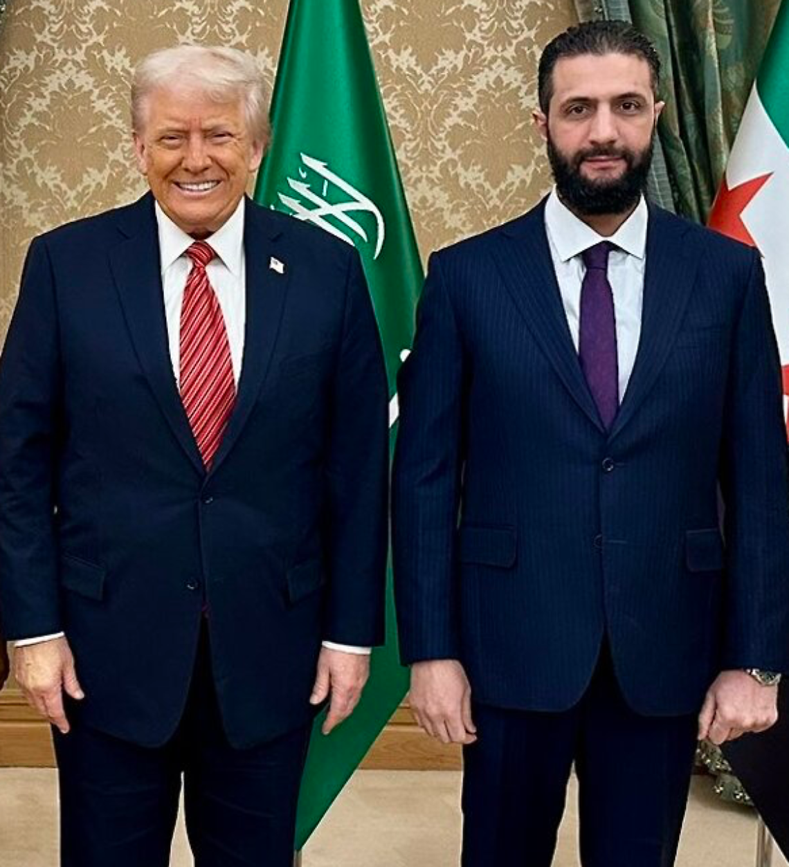 Trump riceve l’ex jihadista al-Sharaa alla Casa Bianca: la nuova Siria entra dalla porta principale