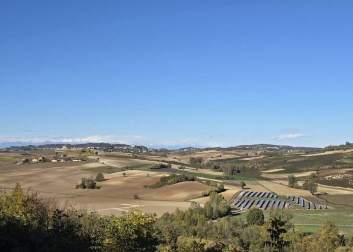 Impianto agrivoltaico tra i vigneti UNESCO