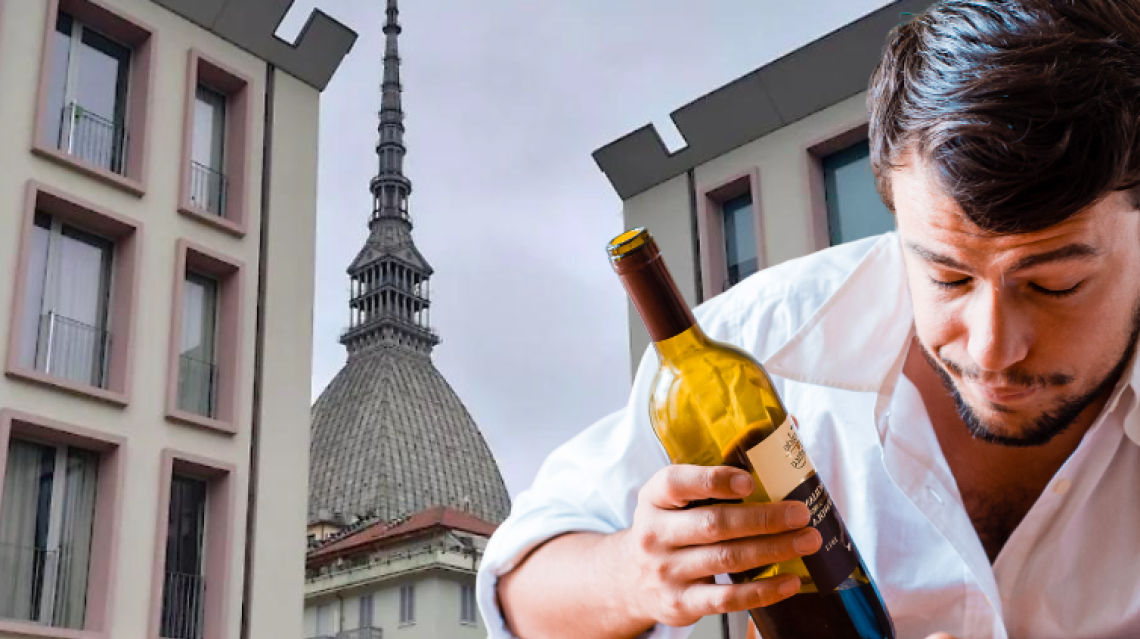 Tensione all'alba: ubriaco si aggirara per un parcheggio in pieno centro a Torino