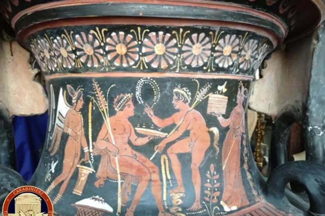 Reperti trafugati tra Venezia e Torino tornano allo Stato