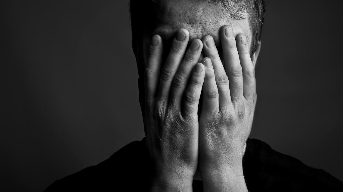 In Italia non serve bere per finire in strada: basta perdere il lavoro a 50 anni