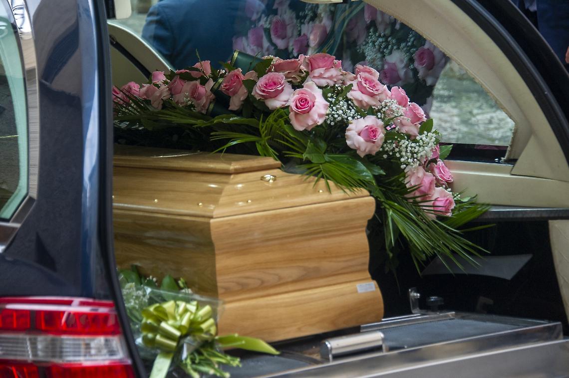 Lutto in paese: muore a 47 anni il dipendente comunale