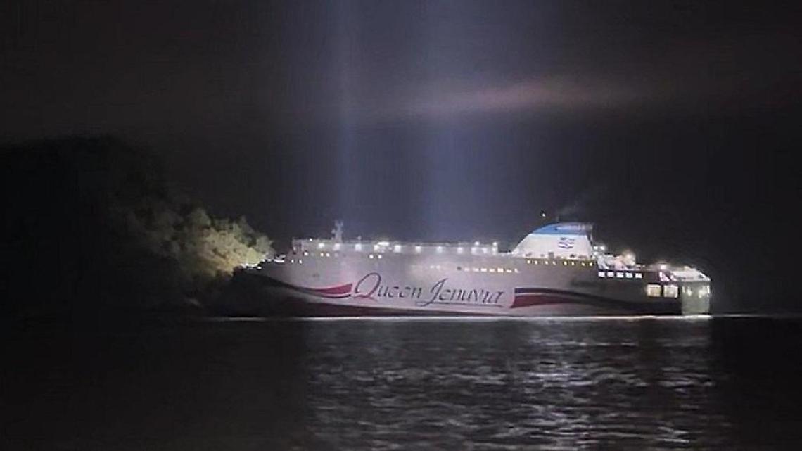 “Nella foschia, un bagliore”: il traghetto Queen Jenuvia 2 si incaglia tra Jeju e Mokpo. Tutti i passeggeri tratti in salvo