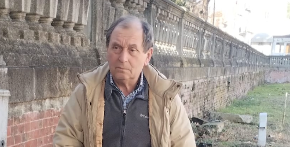 Movicentro, resa totale: il barista toglie i tavoli