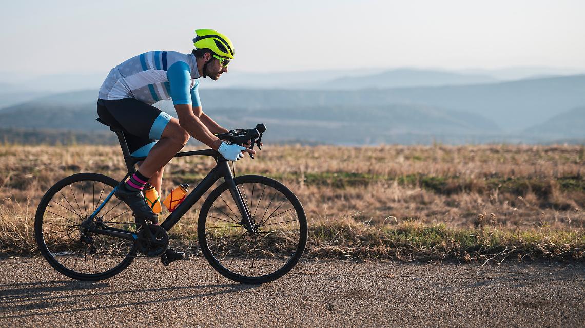 Cicloviaggio nel Belpaese: il racconto di Paolo Manenti al Cai di Lanzo