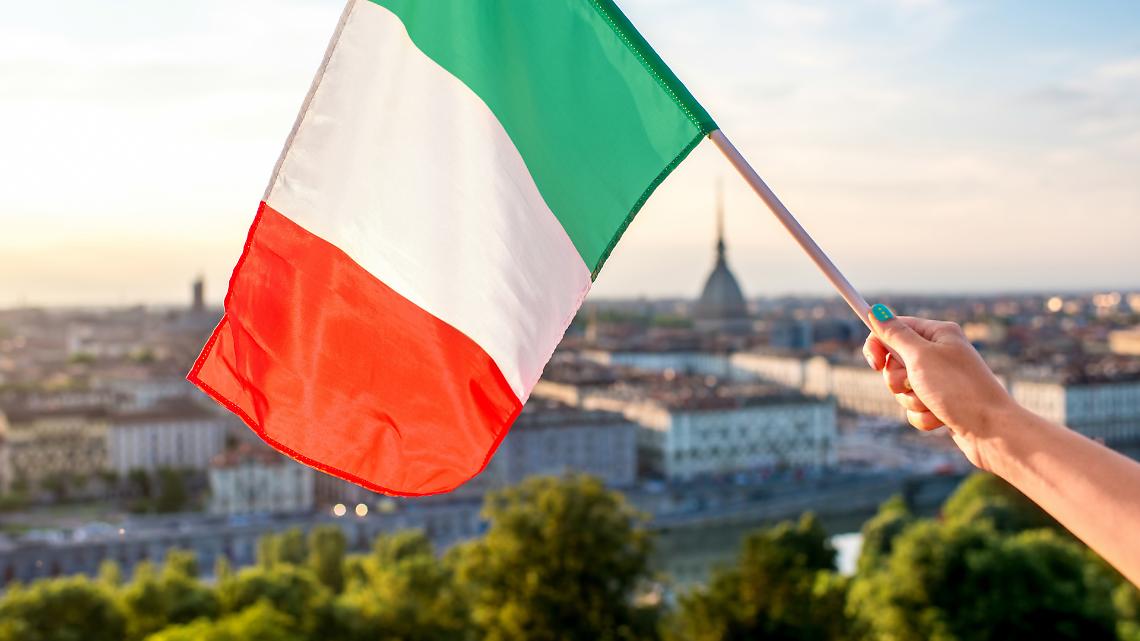 Italia alla deriva tra guerra, menzogne e politica da discount