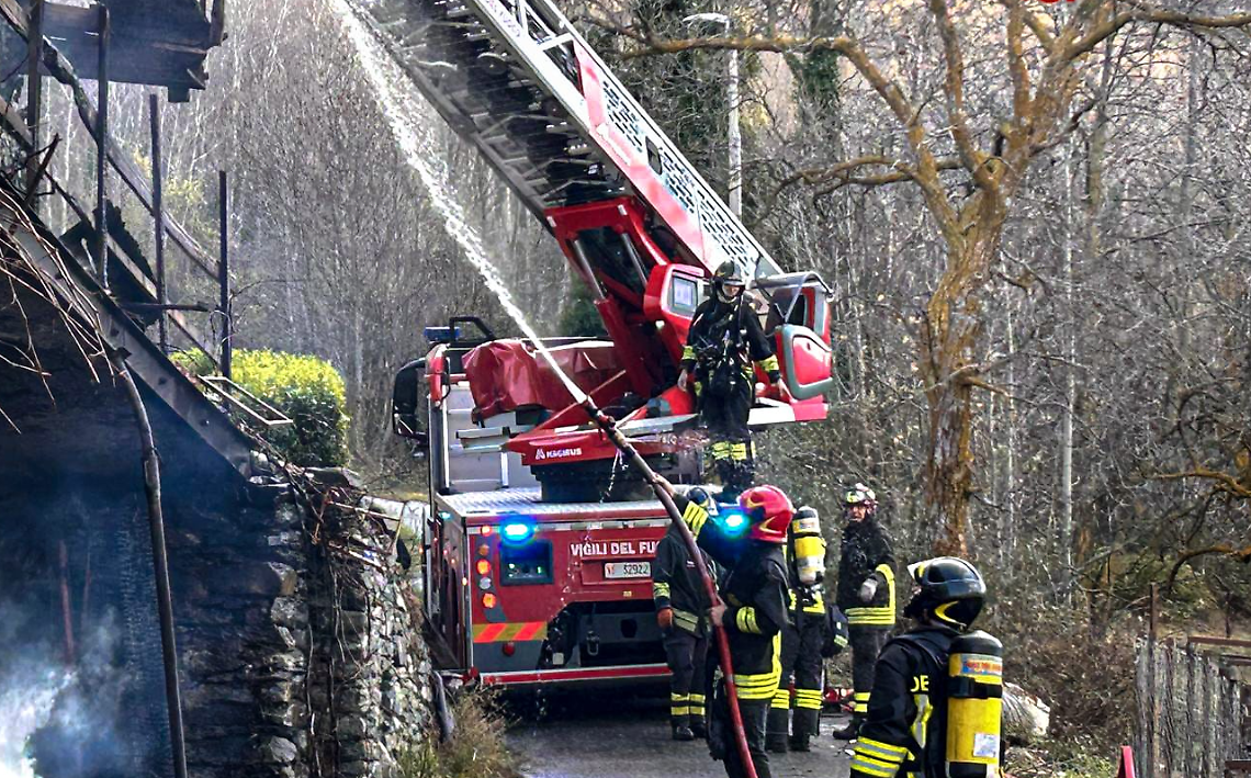 Otto squadre dei vigili 