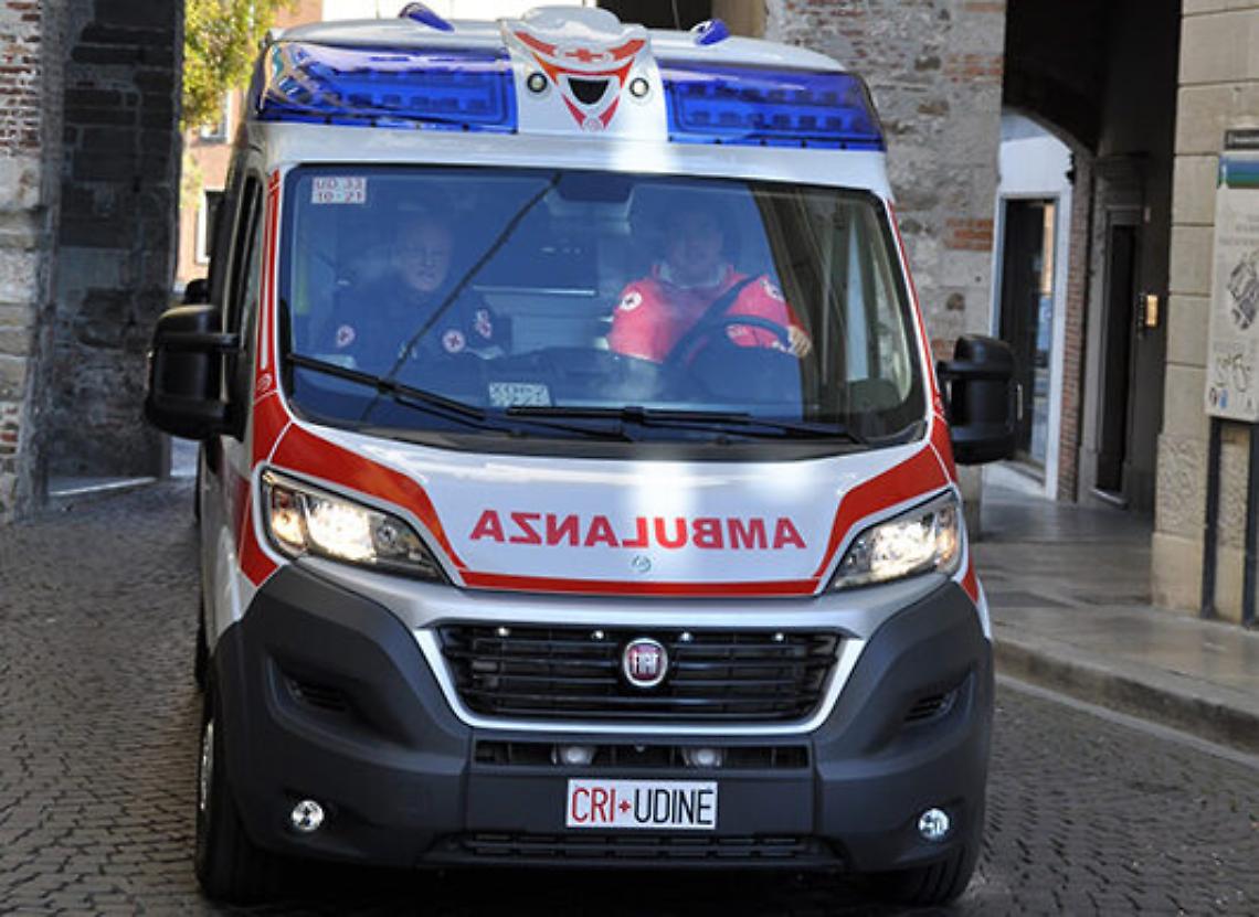 Tamponamento a catena a Torino: coinvolta un’ambulanza, due feriti lievi