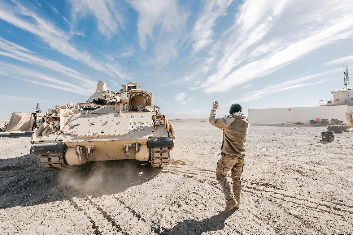 Sveglia, italiani: pestati all’alba e derubati. Il nuovo salto di violenza dei coloni