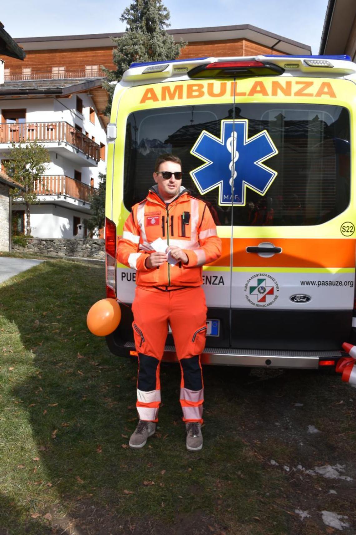 A Sauze d’Oulx arriva una nuova ambulanza, aiuto  concreto per il soccorso in alta Val di Susa