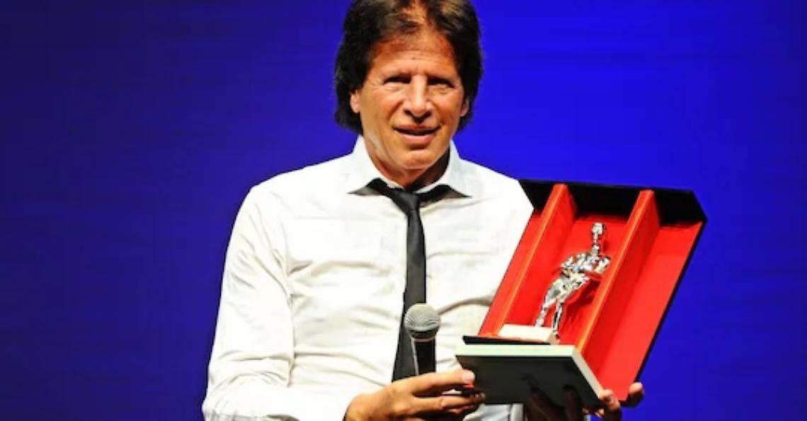 Addio a Sandro Giacobbe, voce indimenticabile della musica italiana