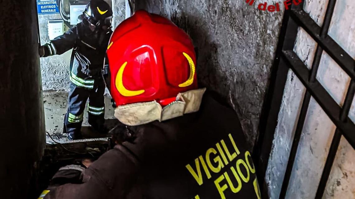 Fiamme nel seminterrato