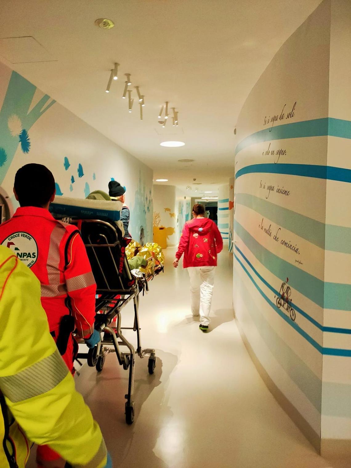 Da Gaza a Torino, il viaggio della speranza: tre bambini feriti e malati ricoverati al Regina Margherita