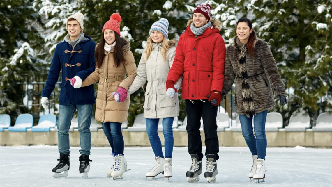 Piste sul ghiaccio, presepi meccanici, tour guidati: Ciriè accende il Natale