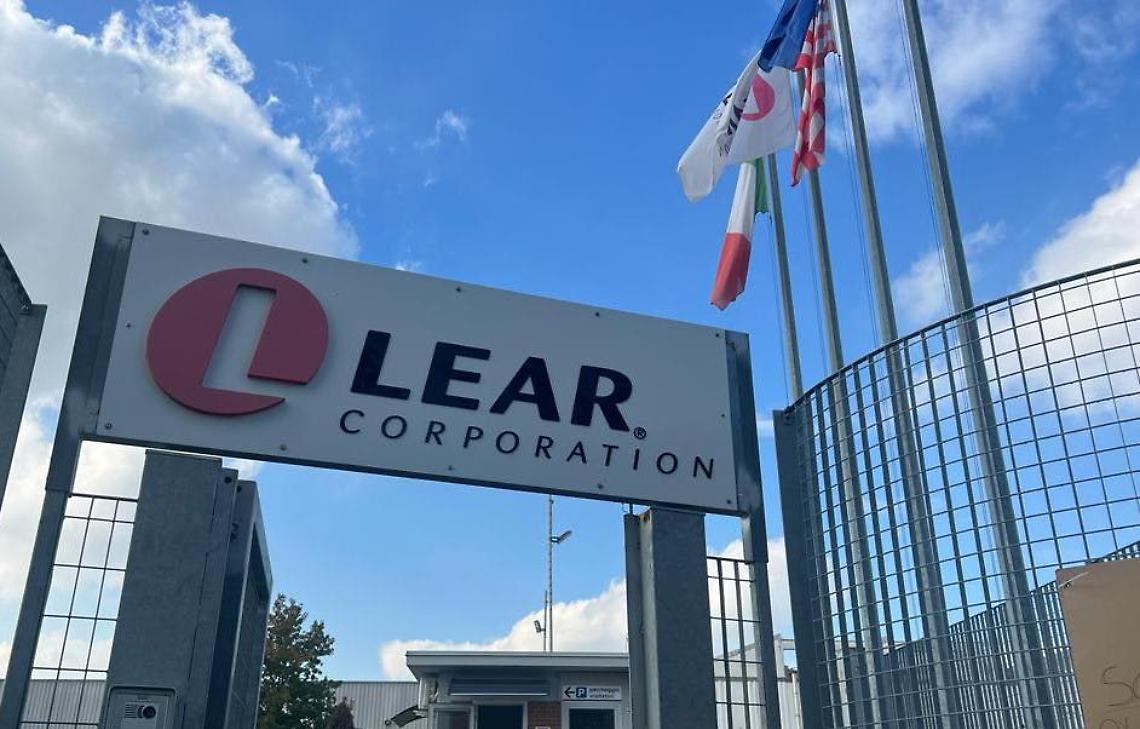 Lear, conto alla rovescia: senza accordo saltano ammortizzatori e posti di lavoro