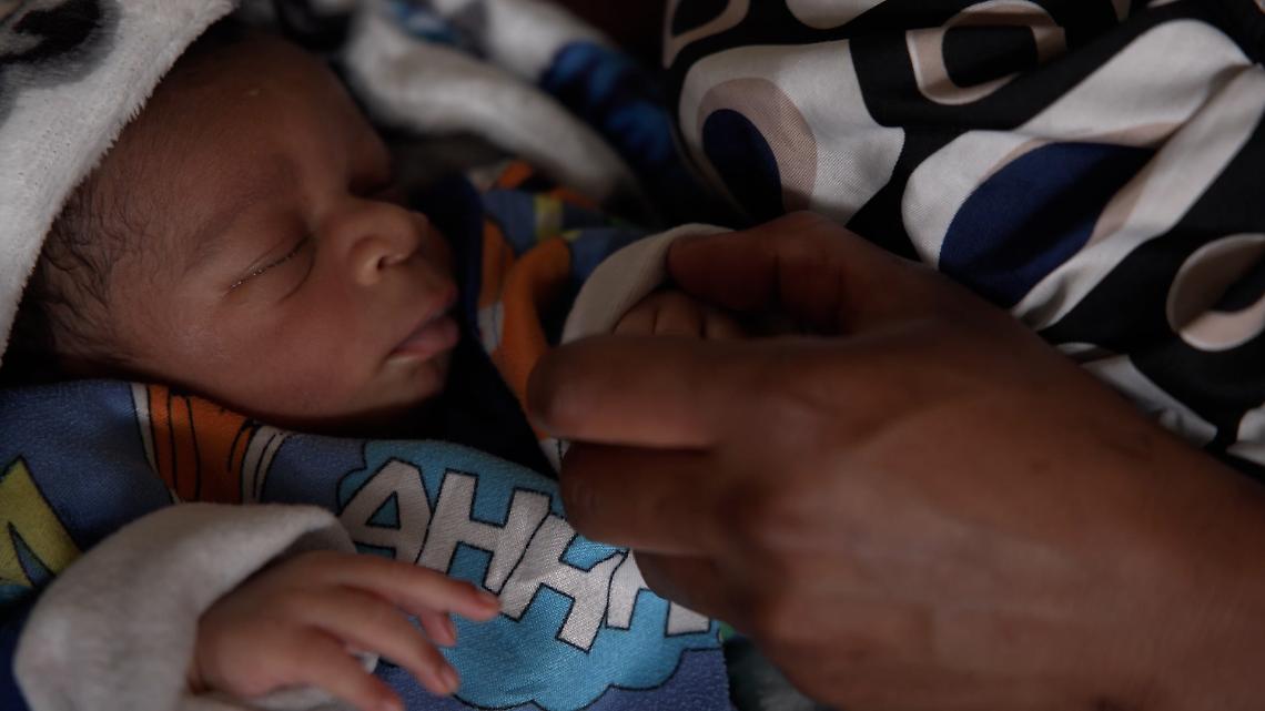 Nascere in guerra: 8 milioni di bambini venuti al mondo nel 2025 in mezzo a conflitti e disastri