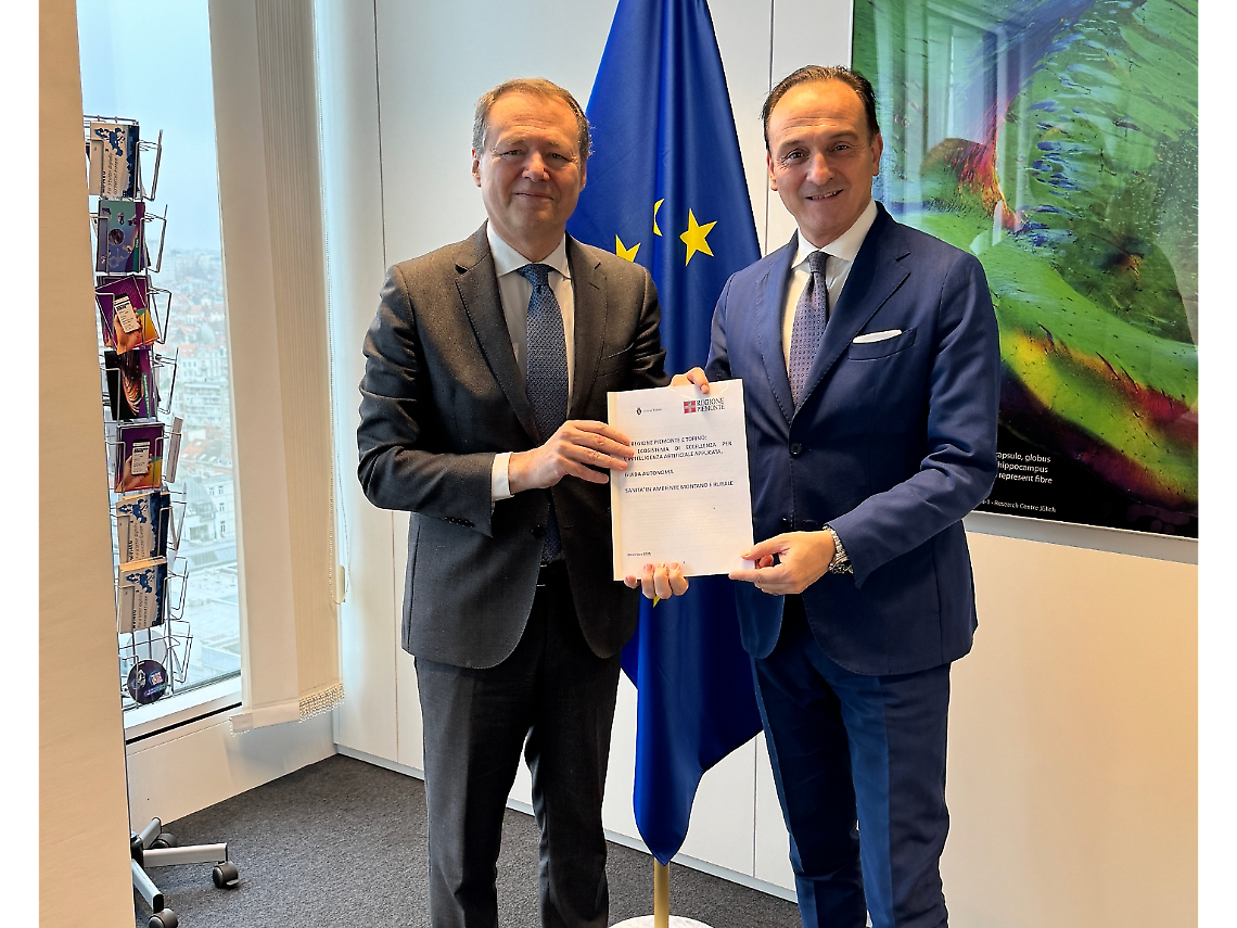 Cirio e Lo Russo propongono Torino per la prima Città Disneyland d'Europa: auto senza autista, ma politica sempre in modalità parcheggio