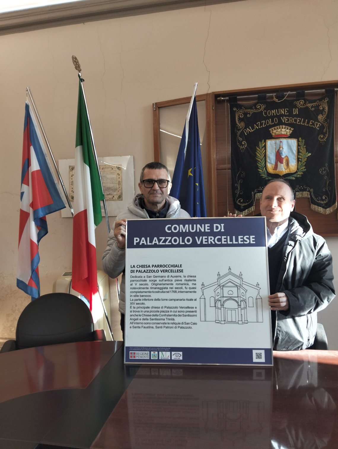 Palazzolo Vercellese installa il nuovo pannello tattile multimediale: la Chiesa di San Germano diventa accessibile anche ai non vedenti