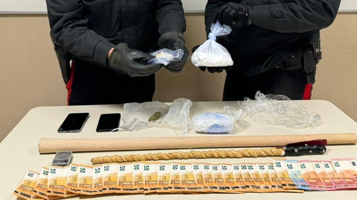 Loranzè, nasconde chili di cocaina