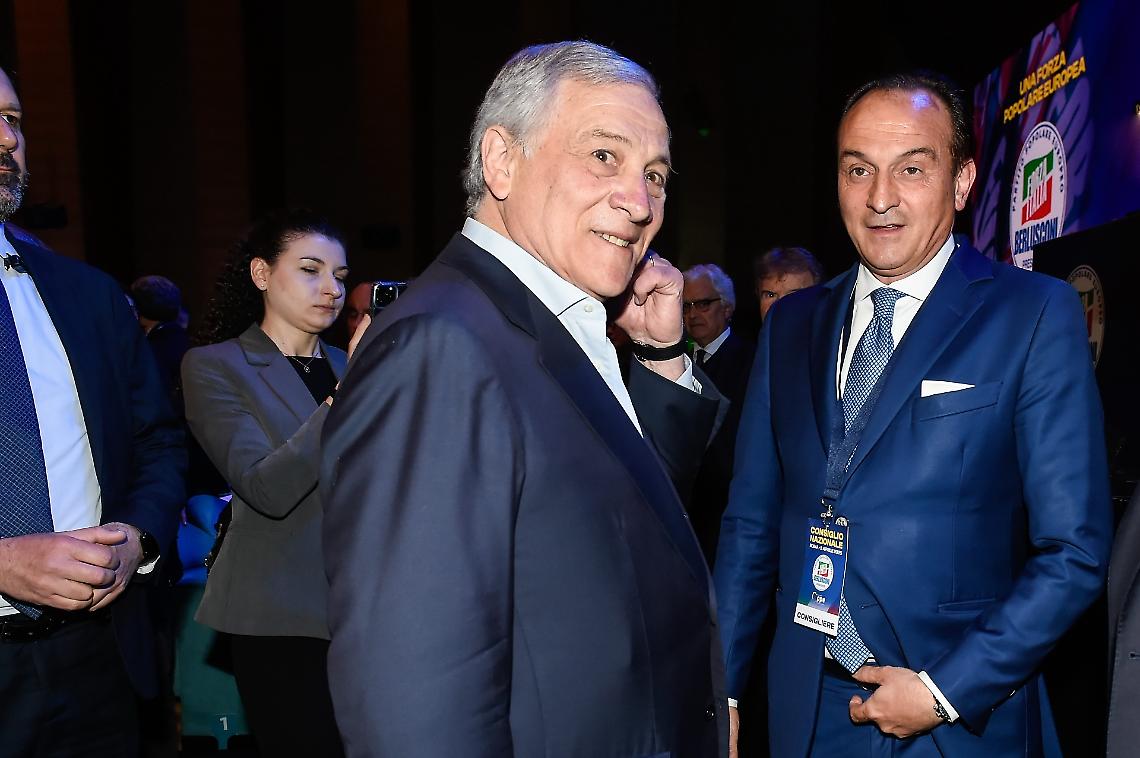 Quando Pier Silvio ha una visione… Cirio corre da Del Debbio