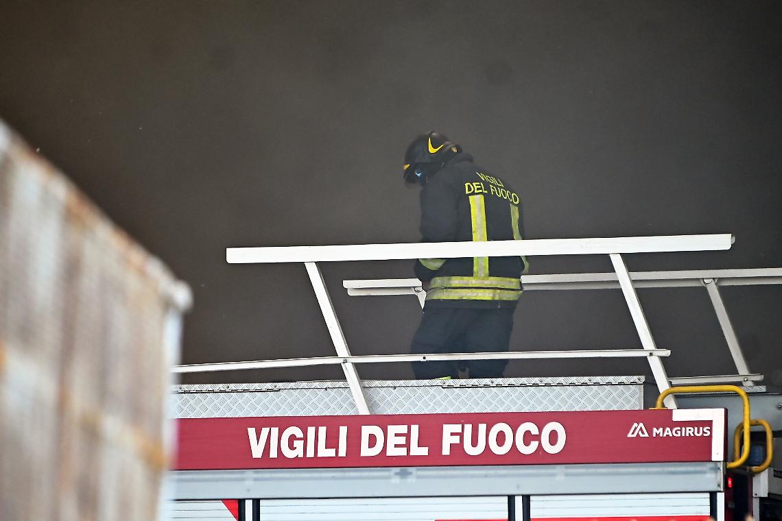 Incendio nella notte