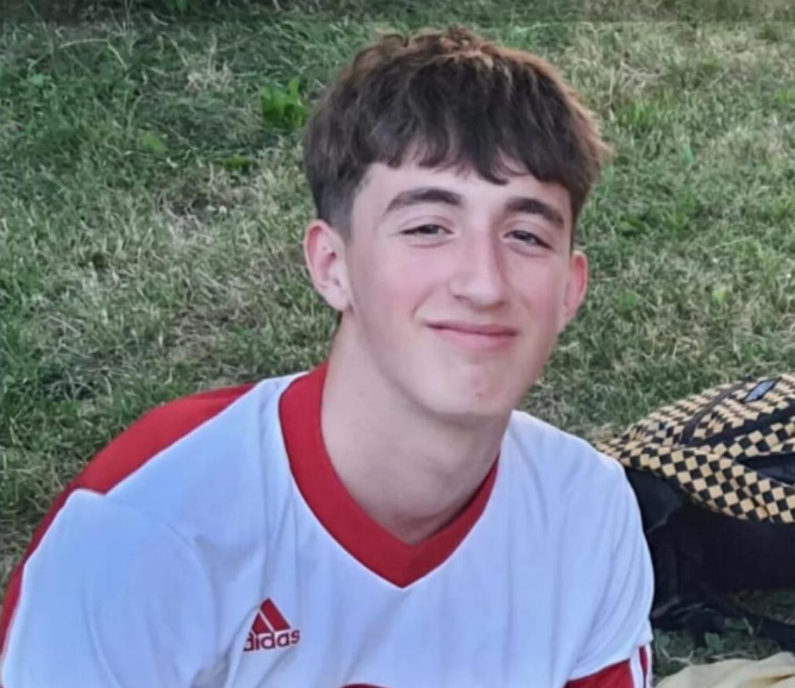 Scomparso nella notte. Ore di ansia per Dario, 16 anni. Chi l'ha visto?