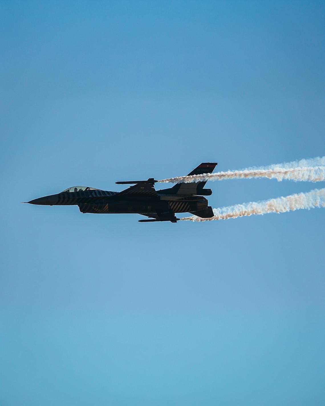 Gli Stati Uniti bombardano la Siria: vendetta contro l&rsquo;ISIS o nuova escalation nel deserto?