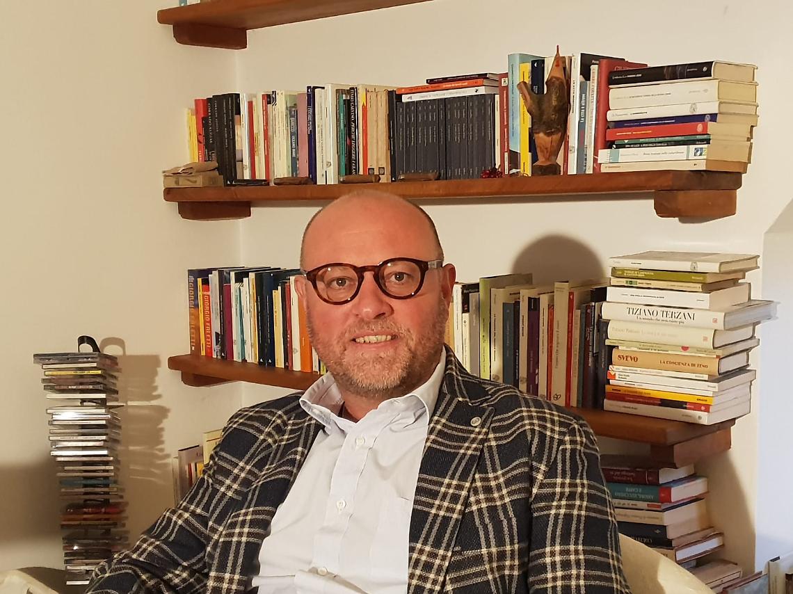 Anche all'Asl To4 medici pubblici, affari privati. L&rsquo;intramoenia che conviene a tutti tranne ai pazienti