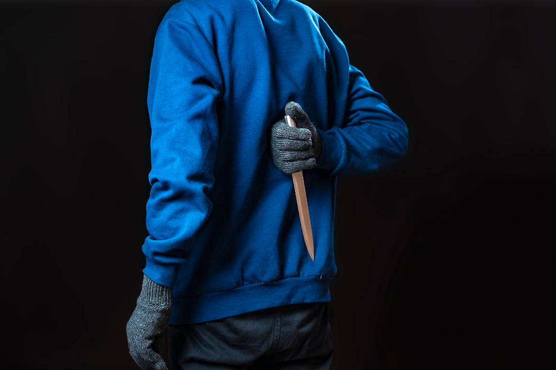 Accoltella la vicina a Novara: 61enne ferita, arrestato un 40enne