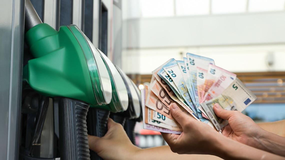 Prezzi anomali della benzina