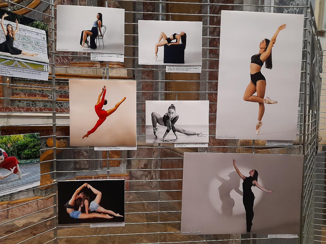 Corpi, luce e riflessi: la mostra di Andrea Francavilla alla Trinit&agrave;