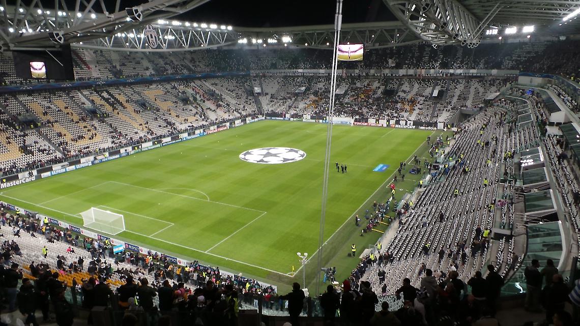 Vanno a vedere Juventus-Cremonese e restano a dormire allo stadio
